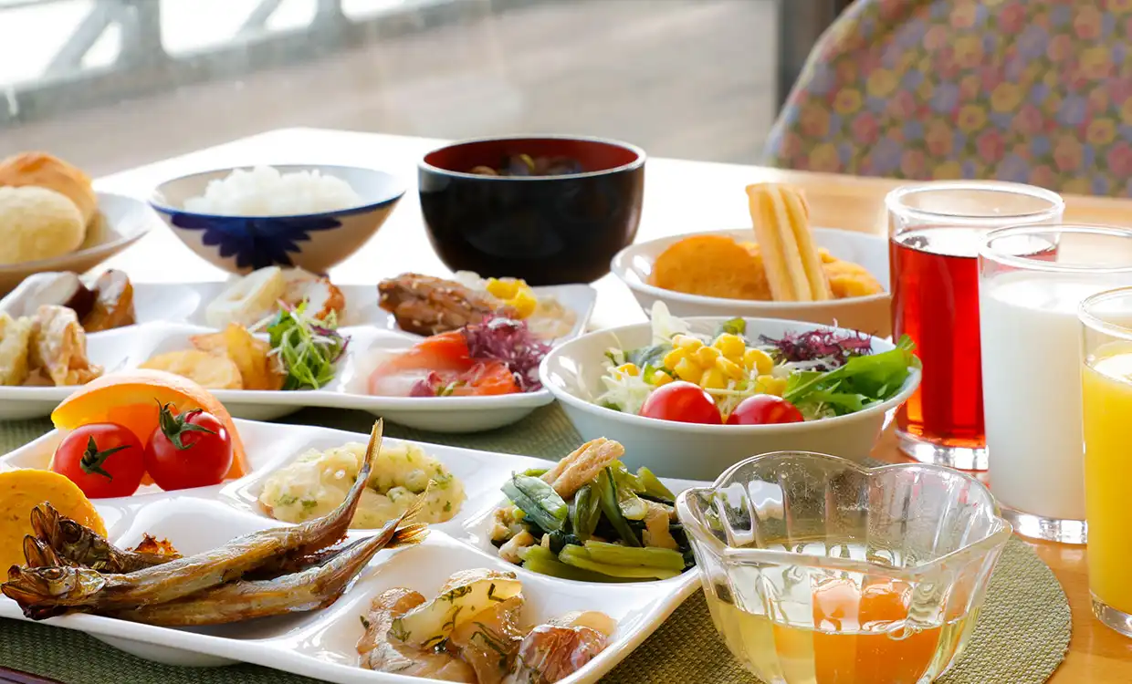 朝食バイキング